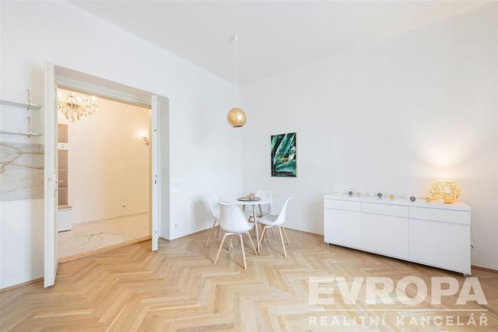 Pronájem bytu 2+1, Praha - Nové Město, Pod Slovany, 100 m2