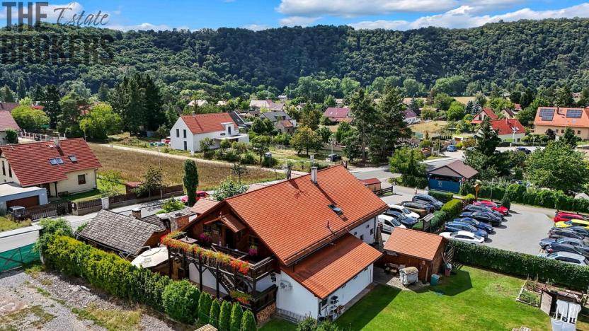 Prodej rodinného domu, Hlásná Třebaň, Karlštejnská, 163 m2