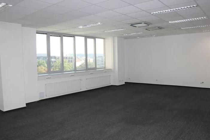 Pronájem kanceláře, Praha - Holešovice, Jankovcova, 299 m2