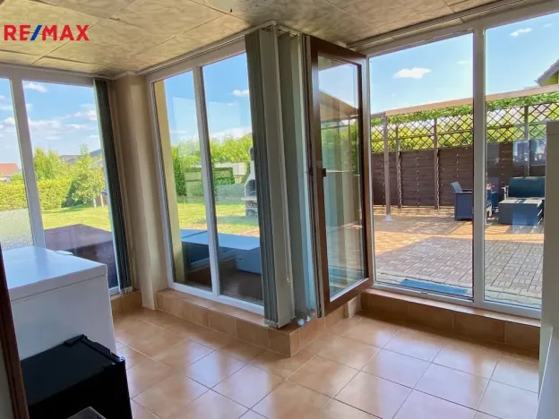 Prodej rodinného domu, Křenice, K Aleji, 166 m2