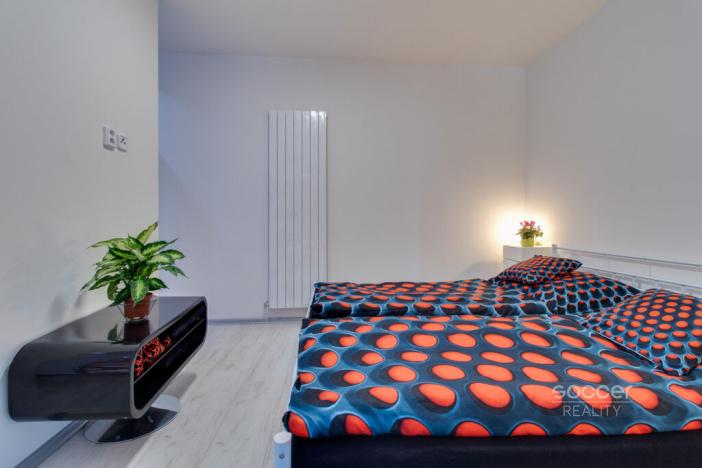 Pronájem bytu 2+kk, Vojkovice, 84 m2