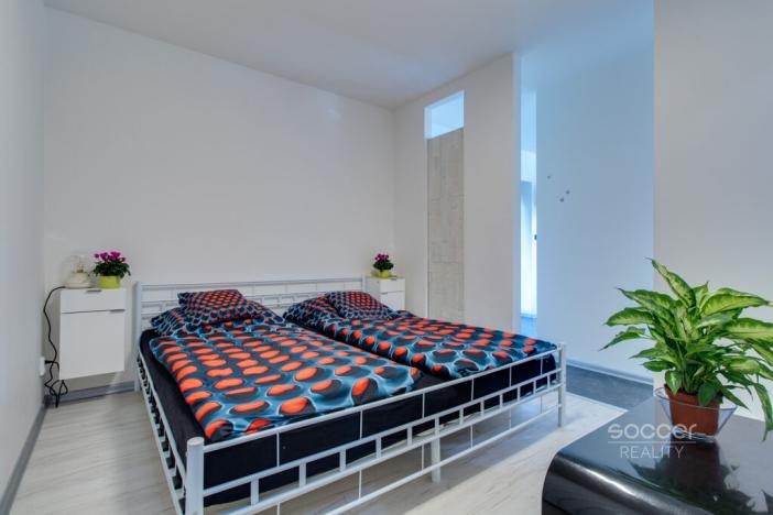 Pronájem bytu 2+kk, Vojkovice, 84 m2