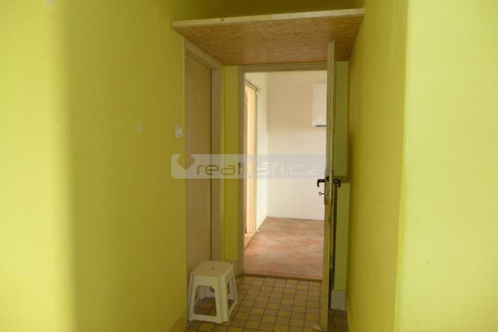 Prodej bytu 2+1, Plzeň - Doubravka, Železničářská, 63 m2