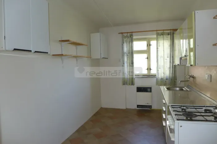 Prodej bytu 2+1, Plzeň - Doubravka, Železničářská, 63 m2