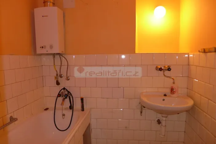 Prodej bytu 2+1, Plzeň - Doubravka, Železničářská, 63 m2