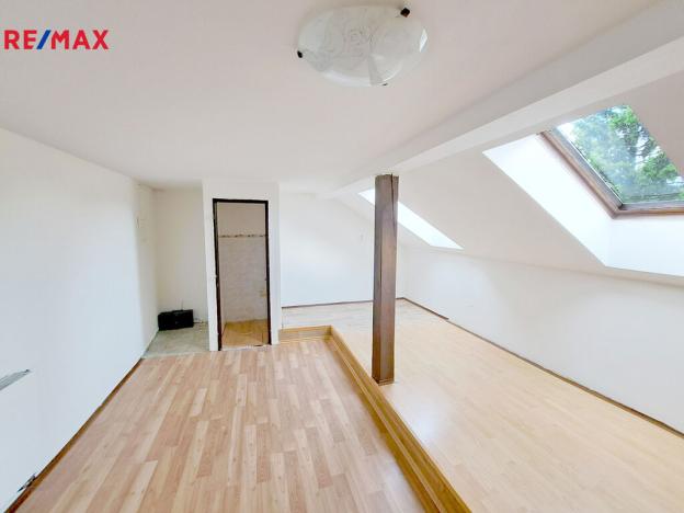 Prodej vícegeneračního domu, Smržovka, Husova, 470 m2