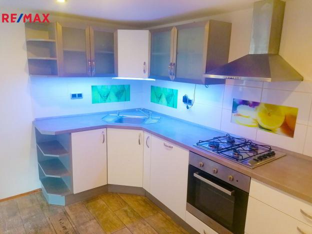 Prodej vícegeneračního domu, Smržovka, Husova, 470 m2