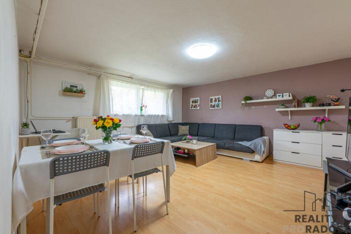 Prodej obchodního prostoru, Praha, Vačkářova, 216 m2