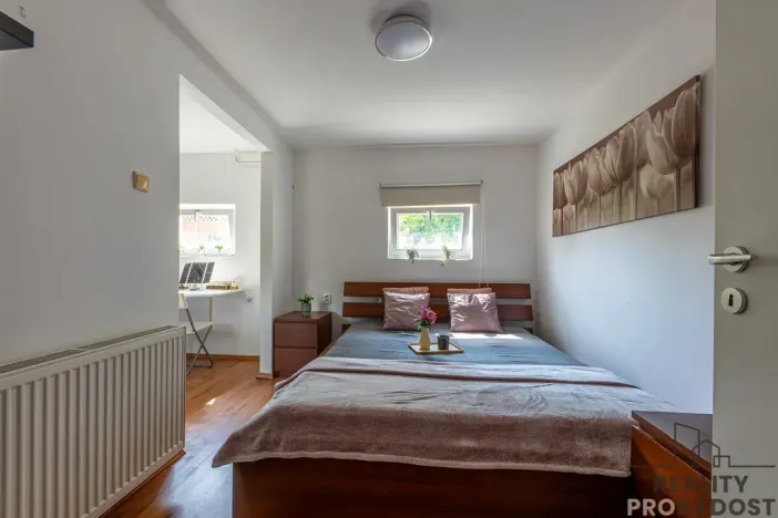 Prodej obchodního prostoru, Praha, Vačkářova, 216 m2