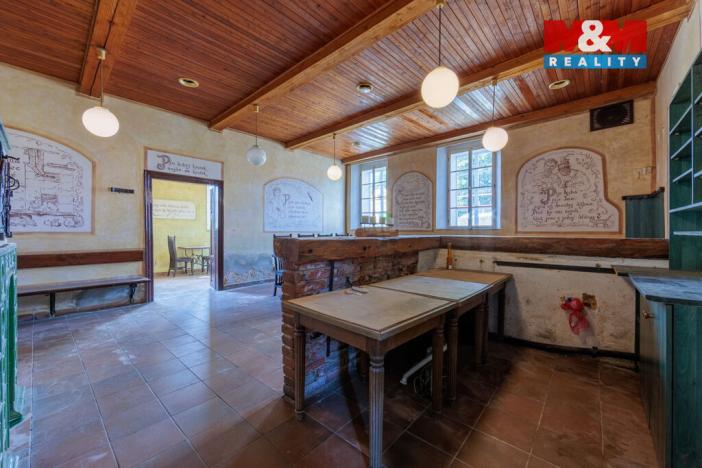 Prodej rodinného domu, Mlečice, 500 m2