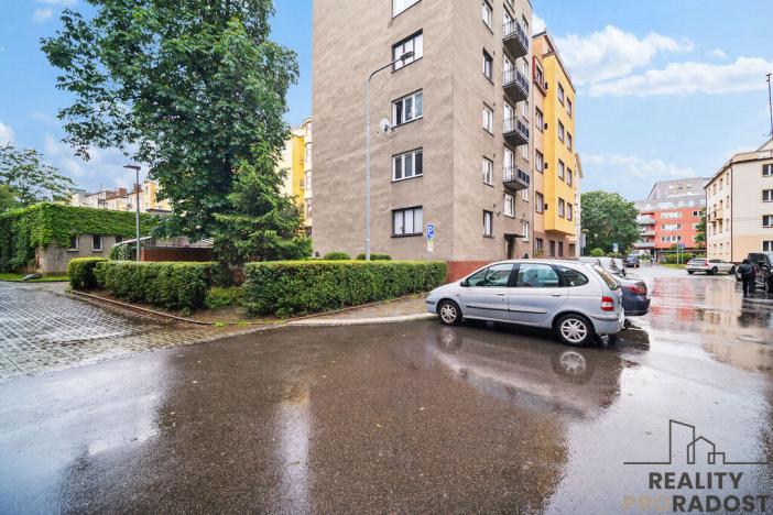 Pronájem bytu 1+1, Pardubice, Na Hrádku, 28 m2