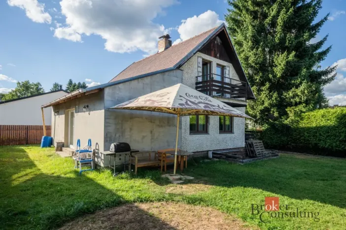 Prodej rodinného domu, Nespeky, Sluneční, 143 m2