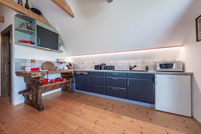 Prodej komerční nemovitosti, Úhlejov, 182 m2