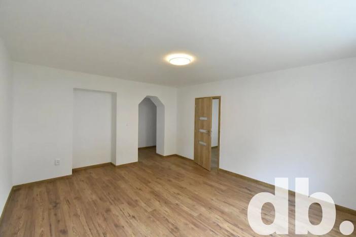 Prodej bytu 2+1, Horní Slavkov, Poštovní, 60 m2