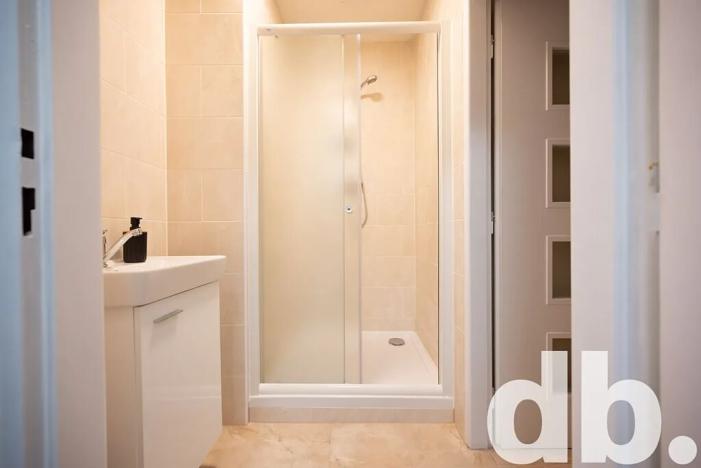 Pronájem komerční nemovitosti, Karlovy Vary, U Koupaliště, 14 m2