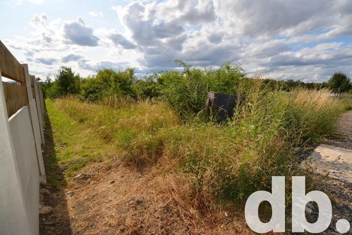 Prodej pozemku pro bydlení, Chbany, 915 m2