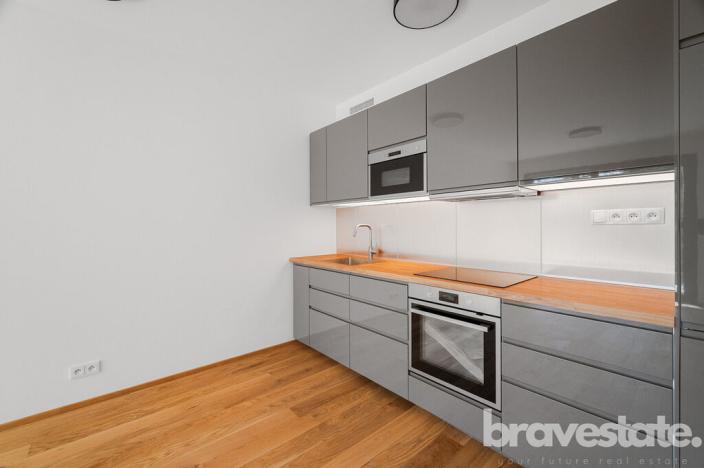Pronájem bytu 2+kk, Praha - Modřany, Československého exilu, 72 m2