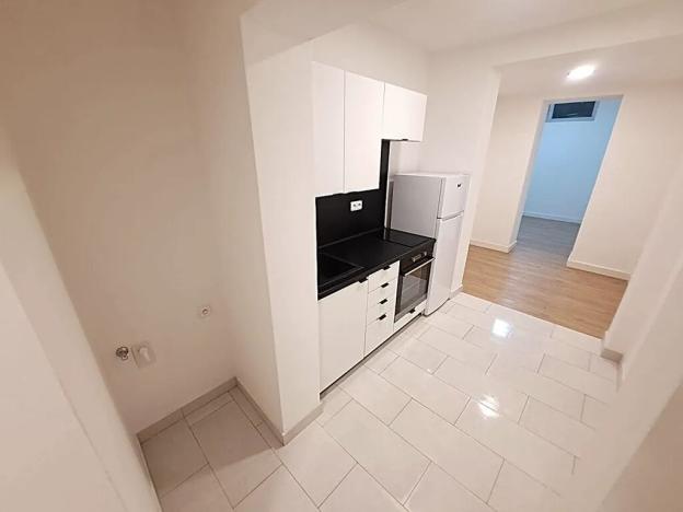 Pronájem bytu 1+kk, Praha - Radotín, Vrážská, 26 m2