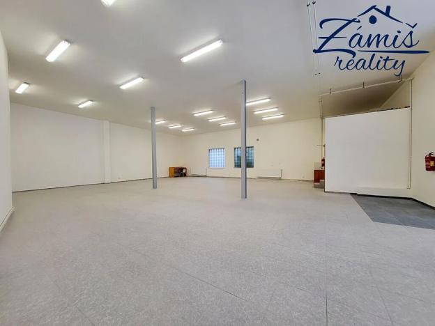 Pronájem obchodního prostoru, Kladno, Tyršova, 260 m2