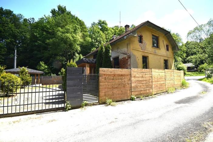 Prodej rodinného domu, Mikulovice, 380 m2