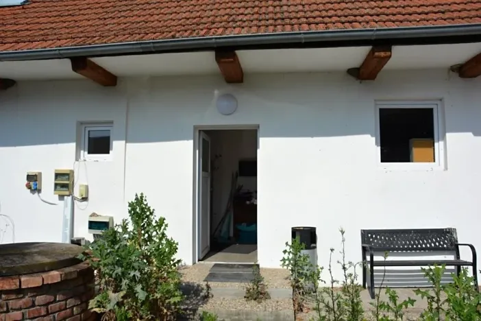 Prodej kanceláře, Kouty, 440 m2