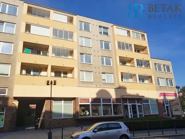 Pronájem bytu 1+1, Přerov, Žerotínovo nám., 38 m2