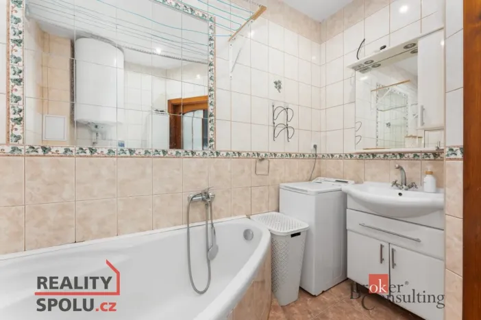 Prodej bytu 2+kk, Hradec Králové, Petra Jilemnického, 61 m2