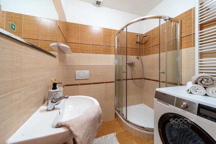 Prodej bytu 4+1, Praha - Horní Počernice, V javorech, 107 m2