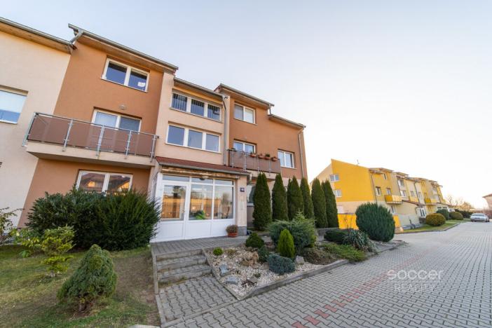 Prodej bytu 4+1, Praha - Horní Počernice, V javorech, 107 m2