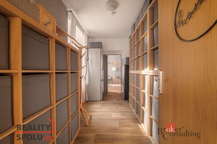 Prodej bytu 2+kk, Stod, Komenského nám., 54 m2