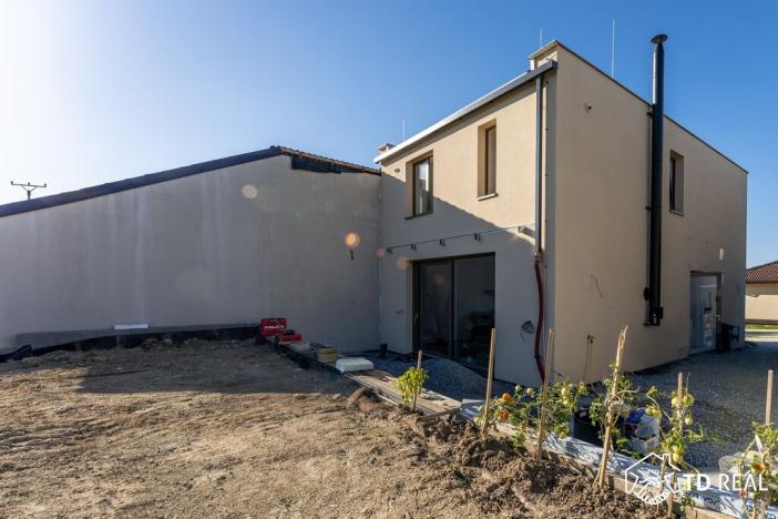 Prodej bytu 4+kk, Bořetice, 104 m2