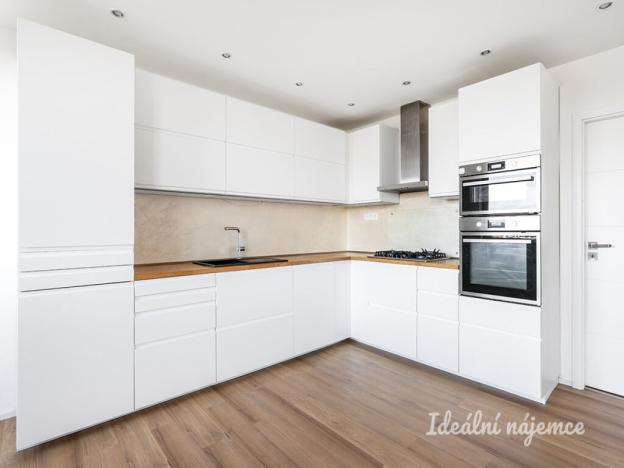Pronájem bytu 3+kk, Praha - Modřany, Krouzova, 69 m2