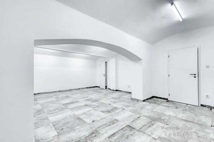 Prodej kanceláře, Praha - Libeň, Vacínova, 66 m2