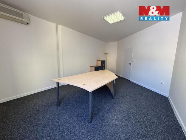 Pronájem obchodního prostoru, Ostrava - Přívoz, Trocnovská, 240 m2