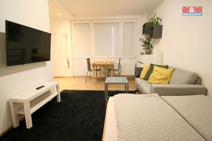 Pronájem bytu 1+kk, Hradec Králové - Pražské Předměstí, Hrubínova, 28 m2