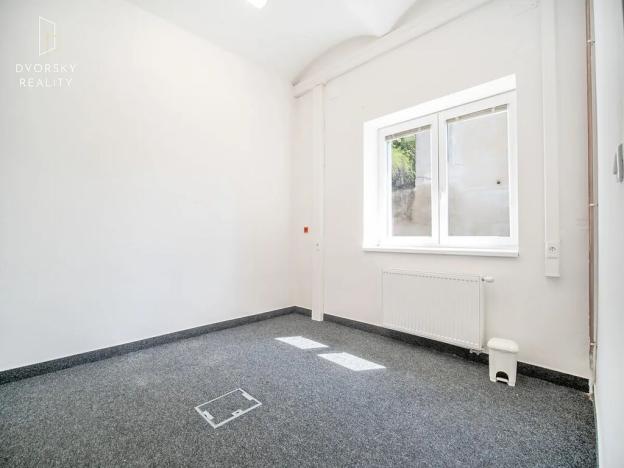 Prodej kanceláře, Mladá Boleslav, Ptácká, 305 m2