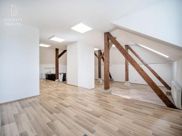 Prodej kanceláře, Mladá Boleslav, Ptácká, 305 m2