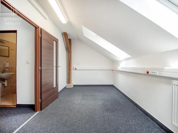 Prodej kanceláře, Mladá Boleslav, Ptácká, 305 m2