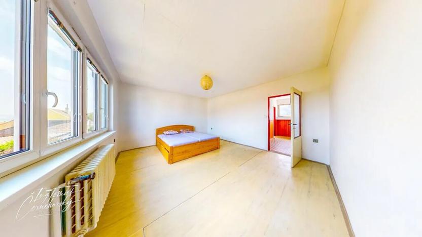 Prodej rodinného domu, Vysoký Chlumec, 212 m2