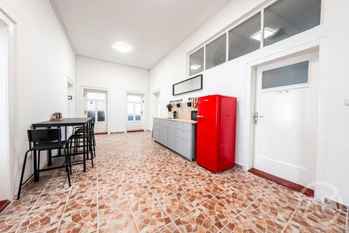 Pronájem kanceláře, Ostrava - Moravská Ostrava, Nádražní, 16 m2