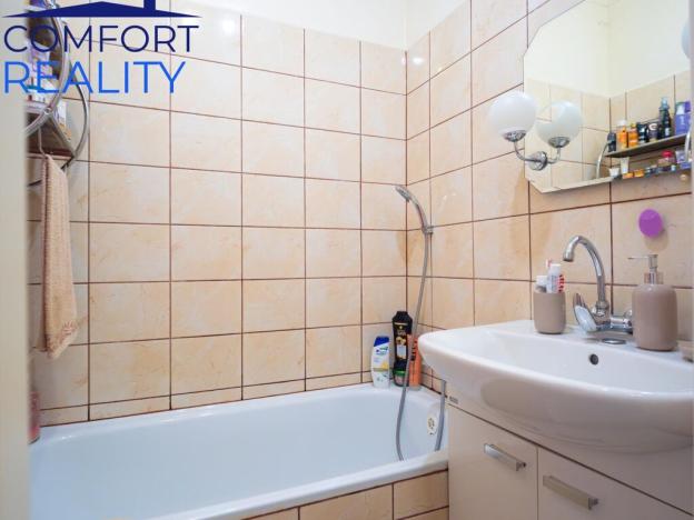 Prodej bytu 2+1, Ostrava - Poruba, Liptaňské náměstí, 58 m2