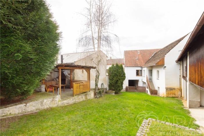 Prodej rodinného domu, Mladá Vožice, Husovo náměstí, 232 m2