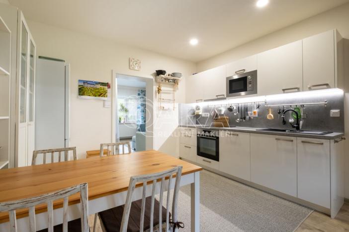 Prodej bytu 2+1, Cerhenice - Cerhýnky, 66 m2