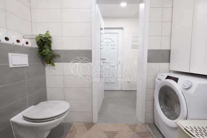 Prodej bytu 2+1, Cerhenice - Cerhýnky, 66 m2