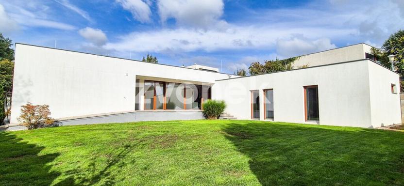 Pronájem rodinného domu, Zlín - Příluky, Nebeská, 170 m2