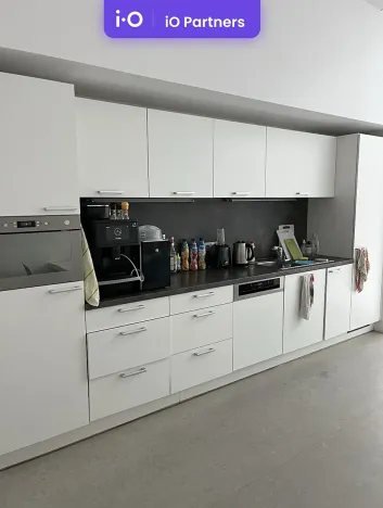 Pronájem kanceláře, Praha - Nusle, Hvězdova, 206 m2