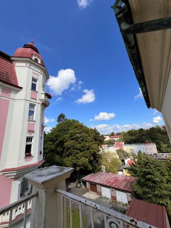 Prodej bytu 2+1, Karlovy Vary, Krále Jiřího, 85 m2