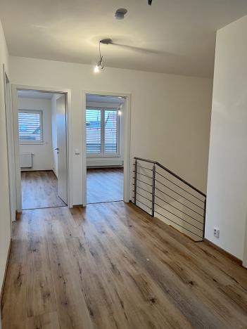 Prodej rodinného domu, Vestec, Vrbová, 172 m2