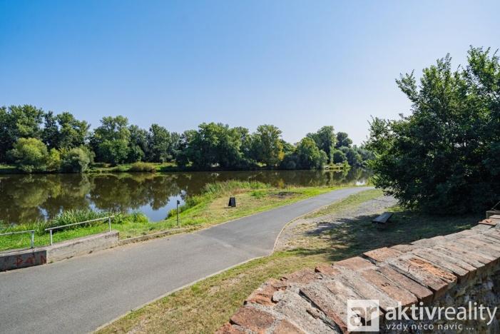 Prodej pozemku pro bydlení, Horní Počaply - Křivenice, 1690 m2