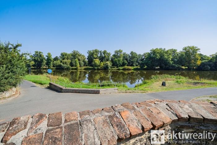 Prodej pozemku pro bydlení, Horní Počaply - Křivenice, 1690 m2